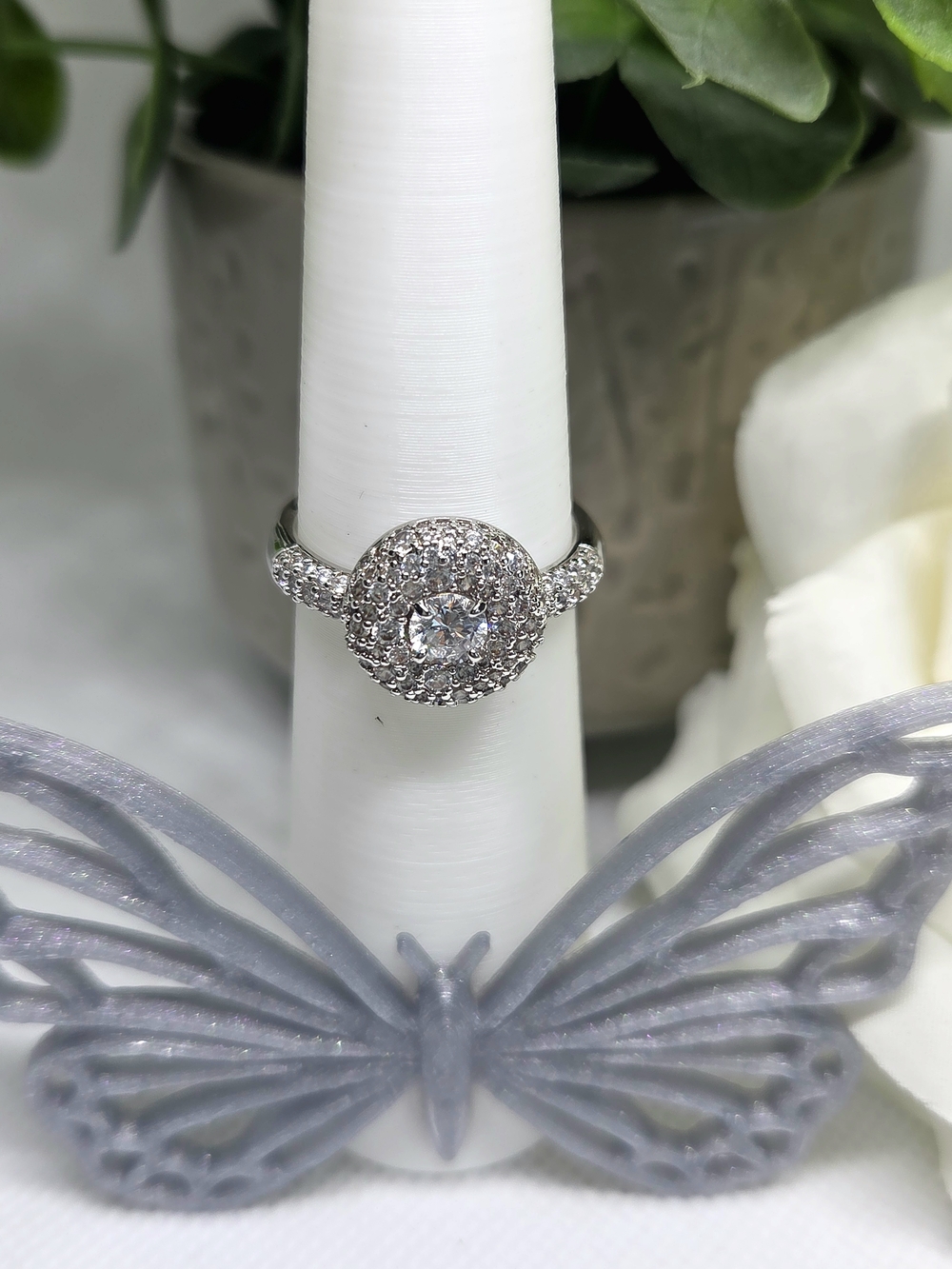 BP Silver Pavé Halo Round CZ Ring On Rhodium Plating